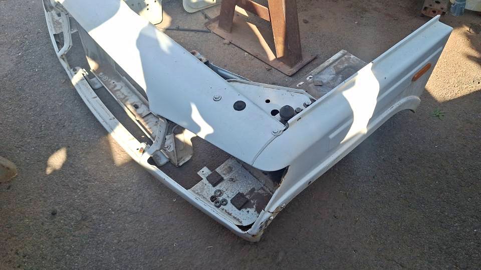 Mahindra bolero cradle and fenders available - Private Seller Mahindra bolero cradle and fenders available - Private Seller