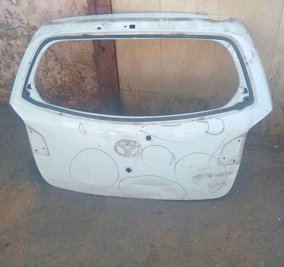 Toyota agya rear tail gate - Private Seller Toyota agya rear tail gate - Private Seller