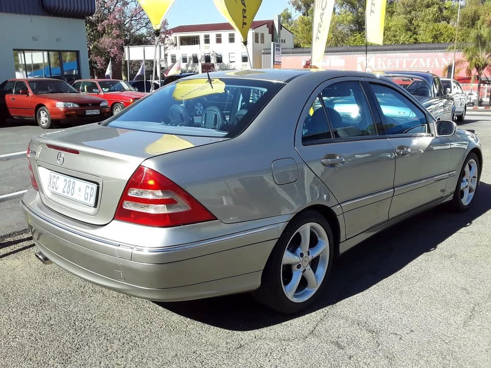 2003 Mercedes Benz C 320 2003 Selling Mercedes Benz 320 in very good c