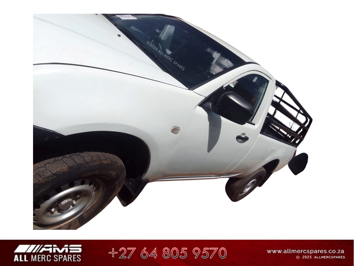 Mitsubishi Triton 2.5 DI GLX Stripping for Spares - Private Seller Mitsubishi Triton 2.5 DI GLX Stripping for Spares - Private Seller