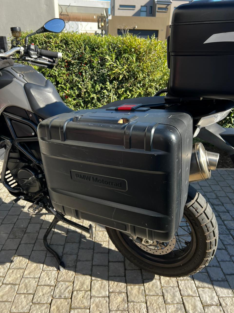 BMW Motorrad Vario side luggage cases and frame - Private Seller BMW Motorrad Vario side luggage cases and frame - Private Seller