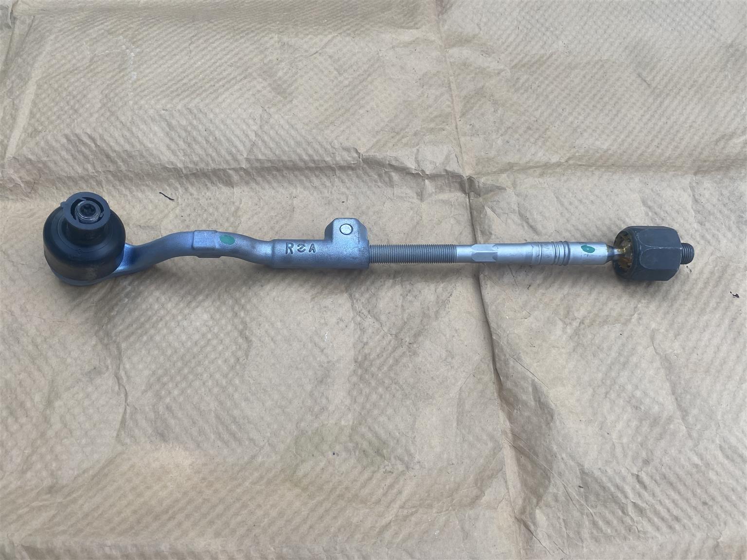 2018 BMW X5 F15 TIE ROD END RIGHT SIDE FOR SALE. BRAND NEW OEM - Private Seller 2018 BMW X5 F15 TIE ROD END RIGHT SIDE FOR SALE. BRAND NEW OEM - Private Seller