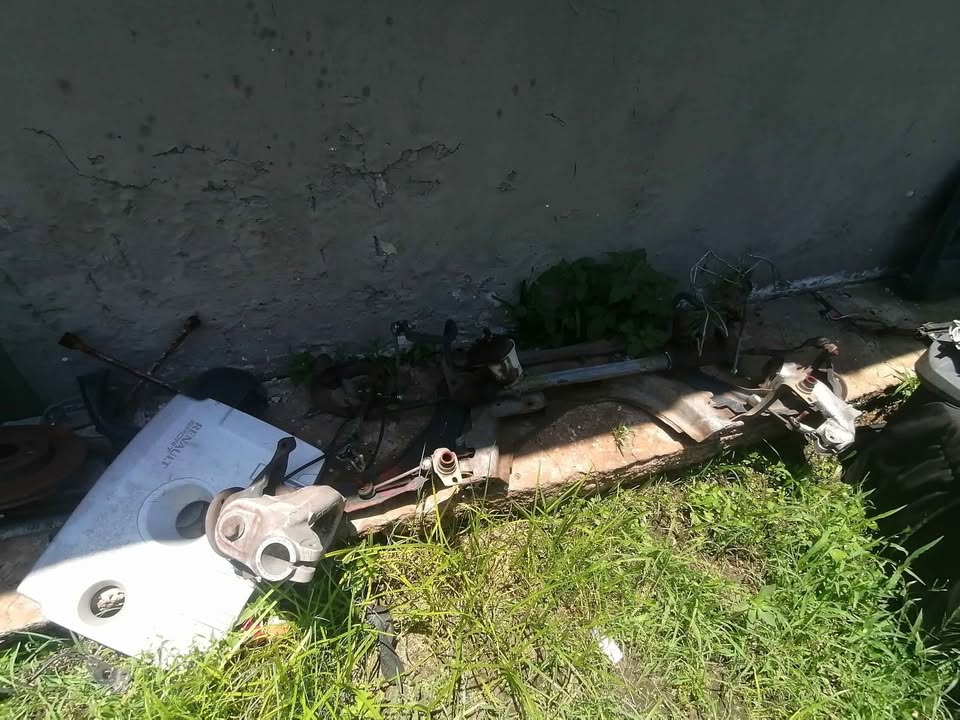 Renault Megane 2 Sport parts available