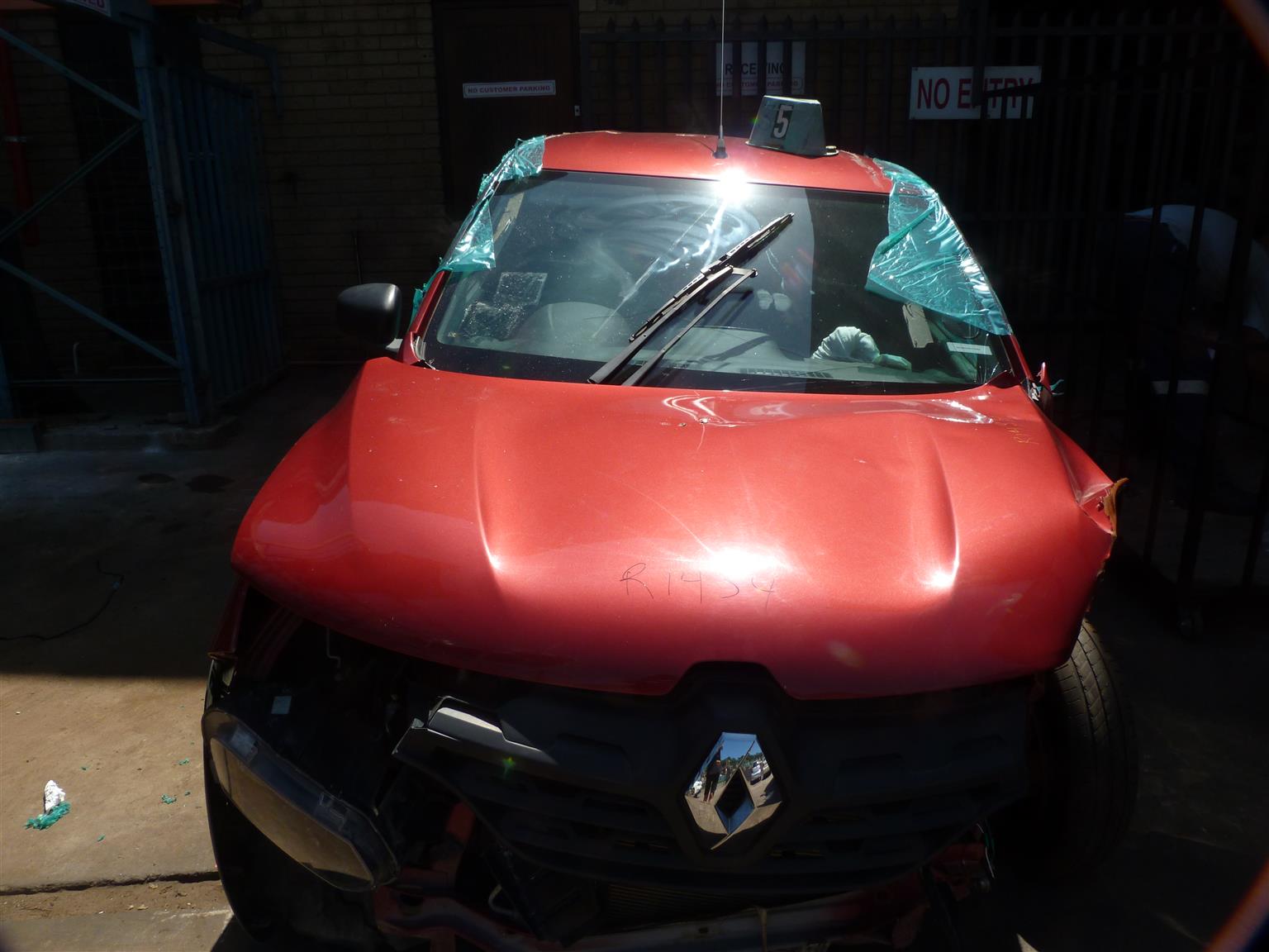 Renault Kwid 1.0 Manual Red - 2022 SPARESBOYZ STRIPPING FOR SPARES - Private Seller Renault Kwid 1.0 Manual Red - 2022 SPARESBOYZ STRIPPING FOR SPARES - Private Seller