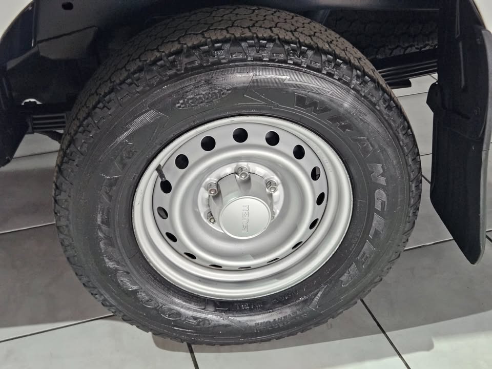 2021 ISUZU D-MAX 250 FLEETSIDE SAFETY
