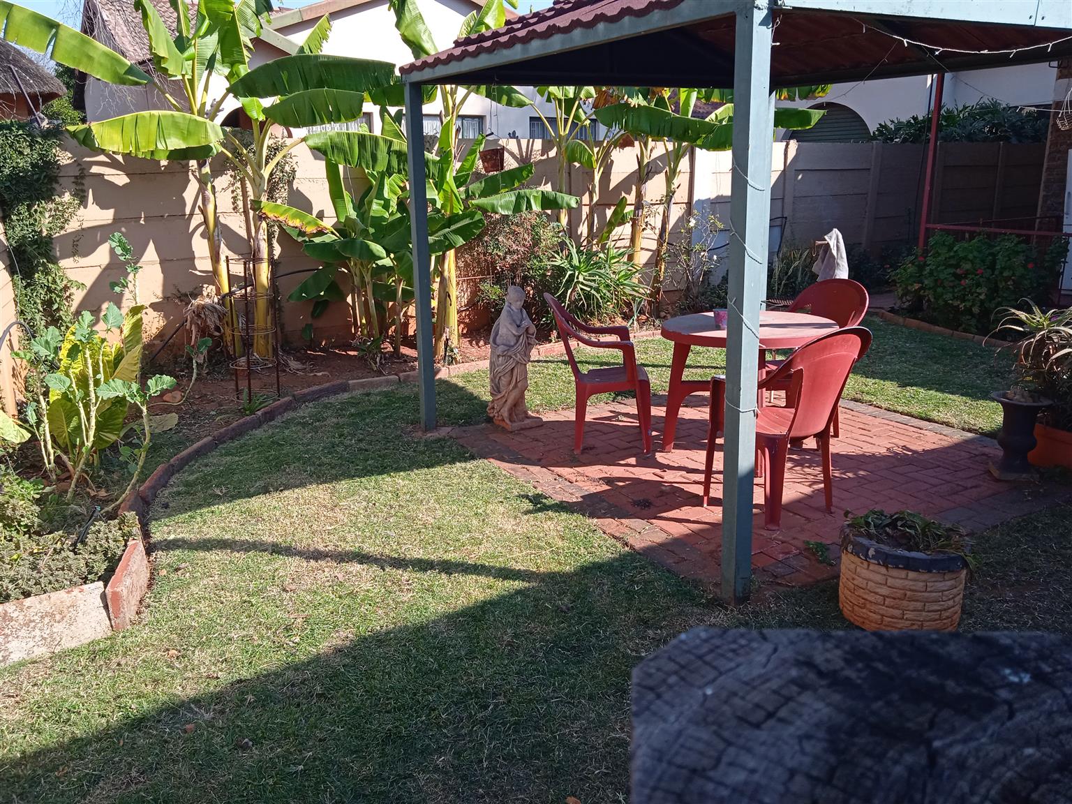 GARDEN FLAT DASPOORT PRETORIA (2 BEDROOM) Junk Mail