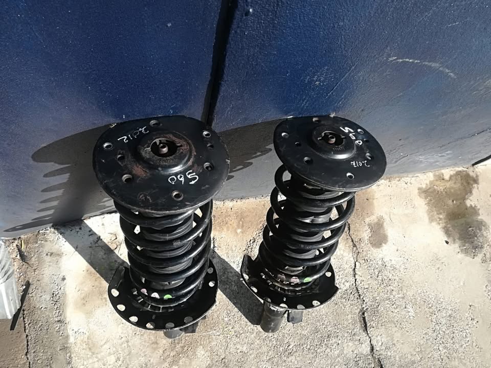 VOLVO S FRONT SHOCKS FOR SALE - Private Seller