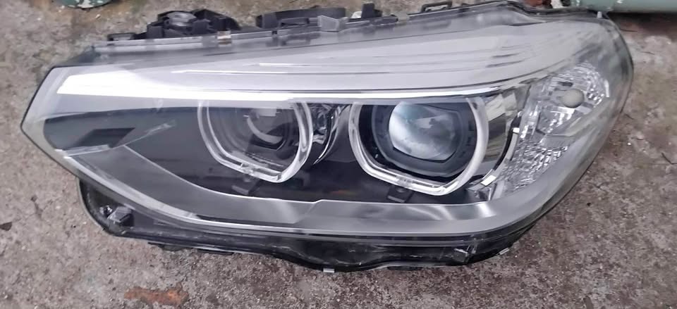 BMW X3 G01 HEADLIGHT BMW X4 G02 HEADLIGHT - Private Seller BMW X3 G01 HEADLIGHT BMW X4 G02 HEADLIGHT - Private Seller