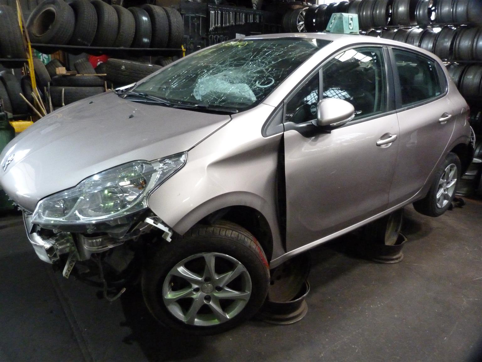 Peugeot 208 1.2 VTi Active - 2013 - Private Seller Peugeot 208 1.2 VTi Active - 2013 - Private Seller