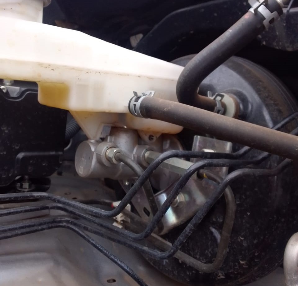 " Used Toyota Fortuner Brake Booster for sale - Private Seller " Used Toyota Fortuner Brake Booster for sale - Private Seller