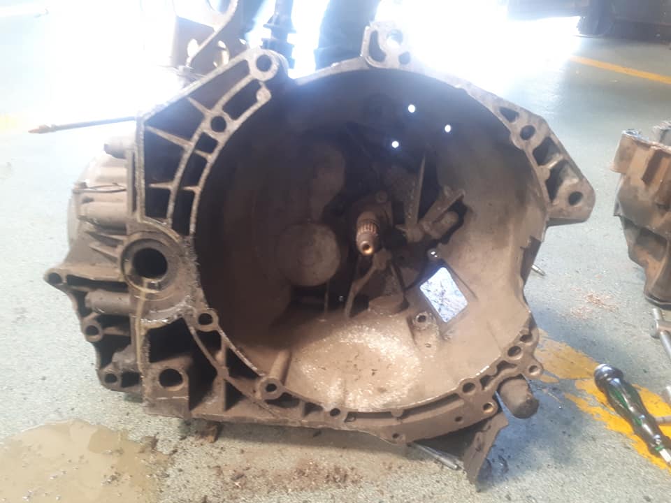 Peugeot boxer manual gearbox 6speed available at Haider Gearbox Repairs - Private Seller