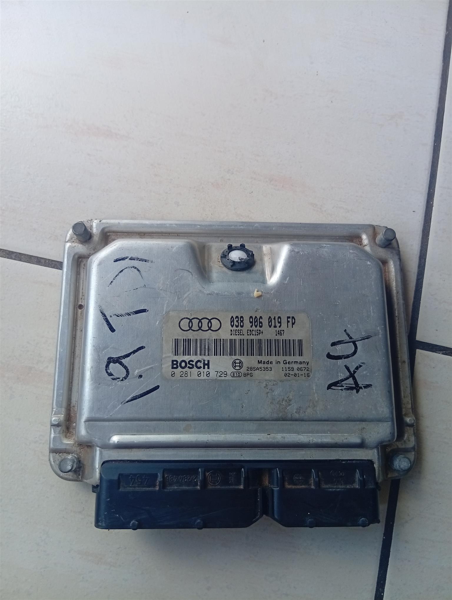 Audi A4 b6 1.9tdi ECU computer box - Private Seller Audi A4 b6 1.9tdi ECU computer box - Private Seller