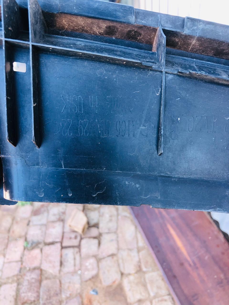 Mercedes Benz W166 ML-class AMG slam tray - Private Seller Mercedes Benz W166 ML-class AMG slam tray - Private Seller