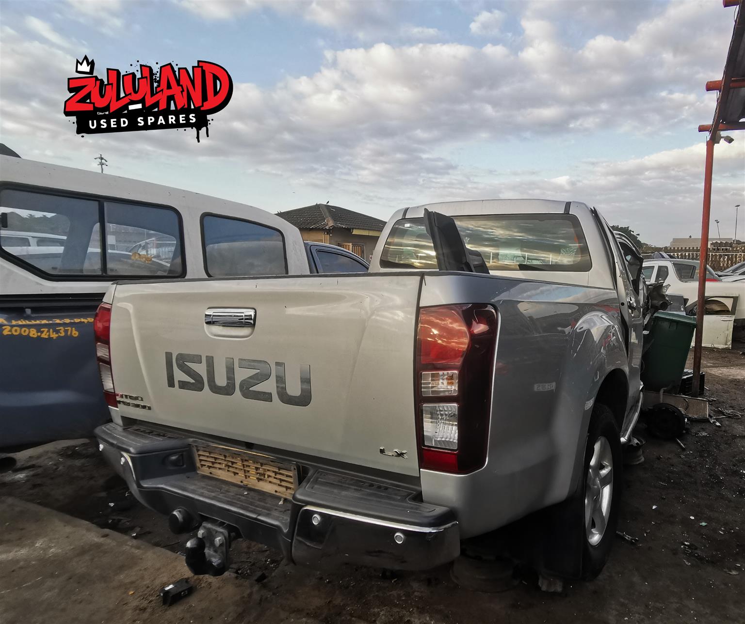 2012 Isuzu KB300 D-Max - Available for Spare Parts