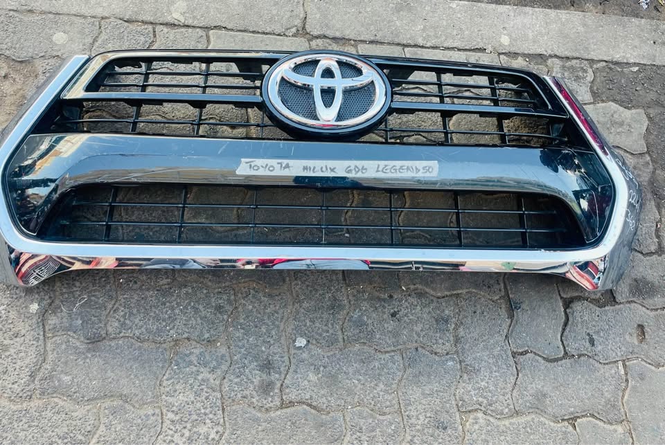 Toyota Hilux GD6 legend 50 grille - Private Seller Toyota Hilux GD6 legend 50 grille - Private Seller