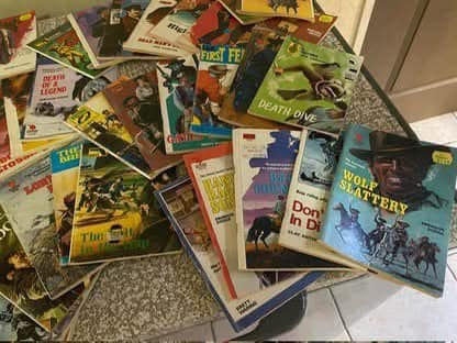 R1000 - Large collection