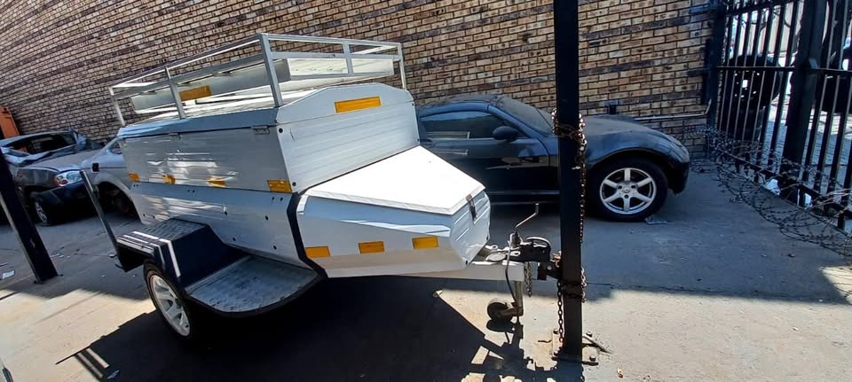 2015 VENTER +extention+extra wheels - Private Seller 2015 VENTER +extention+extra wheels - Private Seller