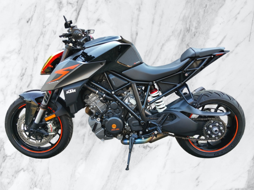 Used 2017 KTM 1290 Super Duke R - Private Seller