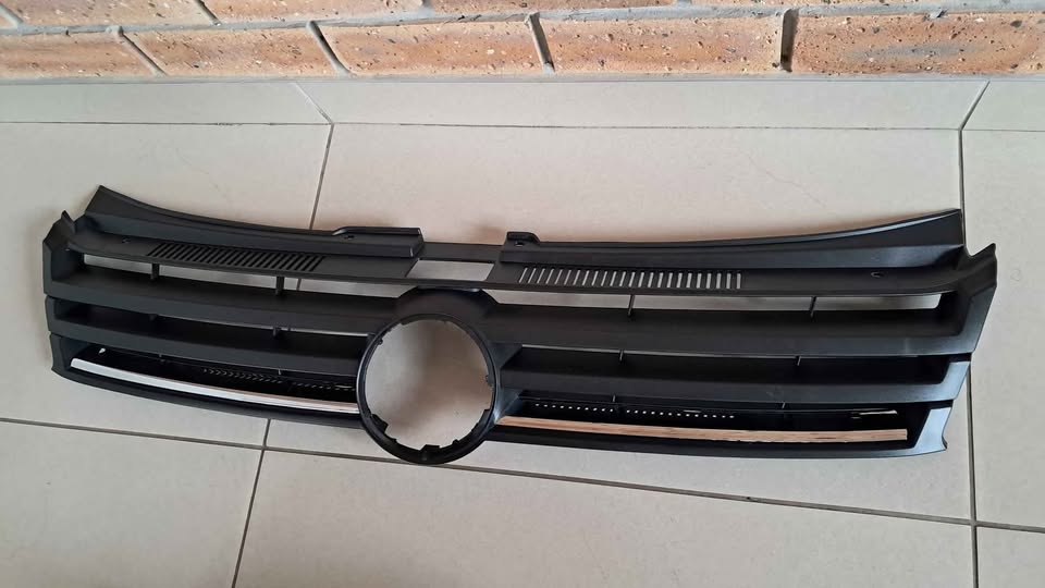 VW POLO VIVO 14/17 NEW FRONT GRILLES FOR SALE