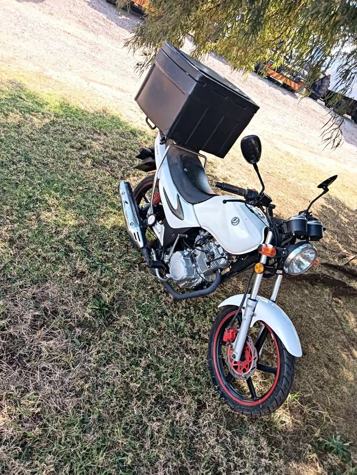 XS125-k, 4 stroke single-cylinder engine with 5 speed gearbox - Private Seller