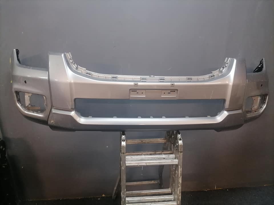 Ford Ranger T9 silver bumper DM or contact number in the description for assistance. - Private Seller