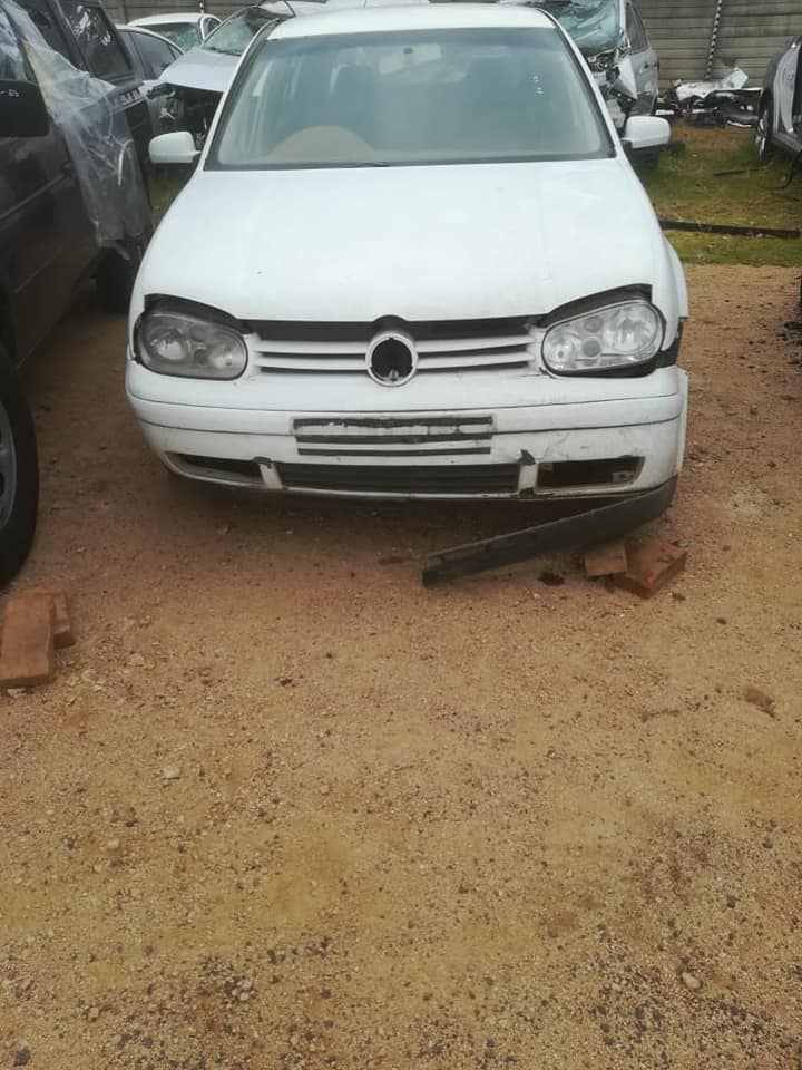 Volkswagen Golf 4 Stripping for Spares - Private Seller Volkswagen Golf 4 Stripping for Spares - Private Seller