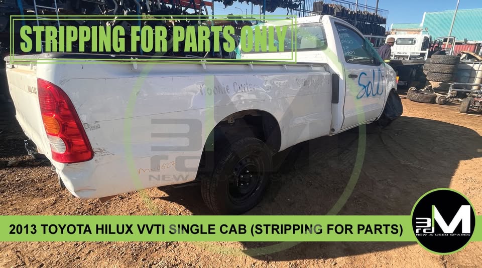 2013 TOYOTA HILUX VVTI SINGLE CAB (STRIPPING FOR PARTS)