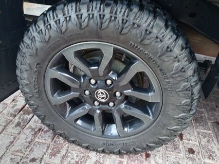 Used 2023 Toyota Hilux 2.8GD-6 Xtra cab 4x4 Legend - Private Seller Used 2023 Toyota Hilux 2.8GD-6 Xtra cab 4x4 Legend - Private Seller