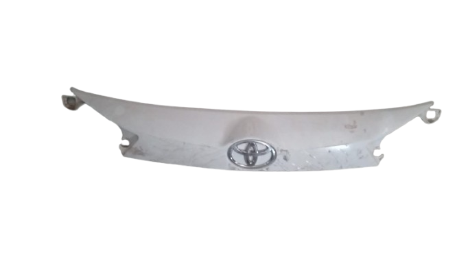 TOYOTA RAV 4 TAILGATE BOOTLID TRIM (2013-2015) - Private Seller TOYOTA RAV 4 TAILGATE BOOTLID TRIM (2013-2015) - Private Seller