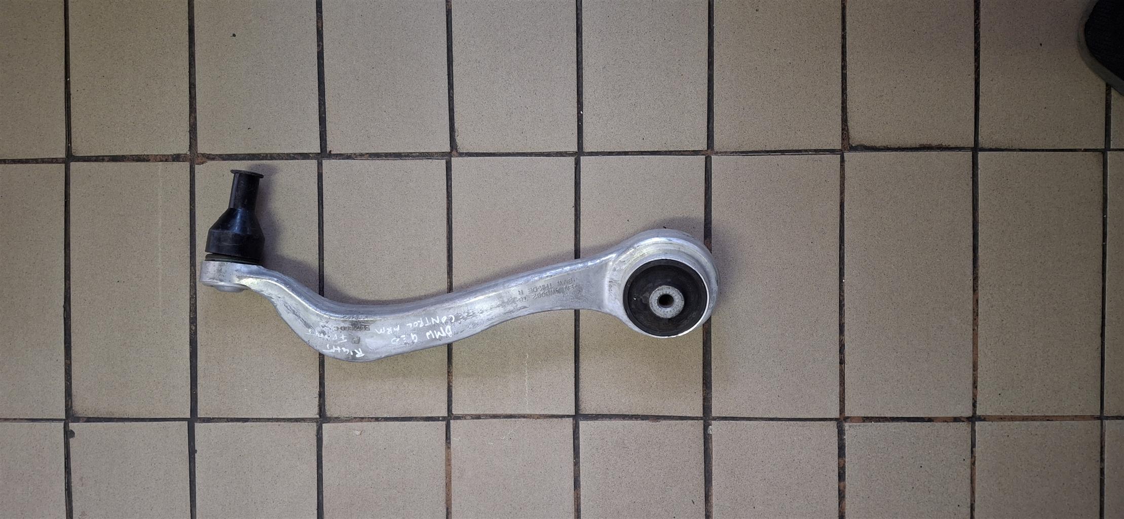 2021 BMW G20 3 SERIES CONTROL ARM FRONT RIGHT AVAILABLE FOR SALE - Private Seller 2021 BMW G20 3 SERIES CONTROL ARM FRONT RIGHT AVAILABLE FOR SALE - Private Seller