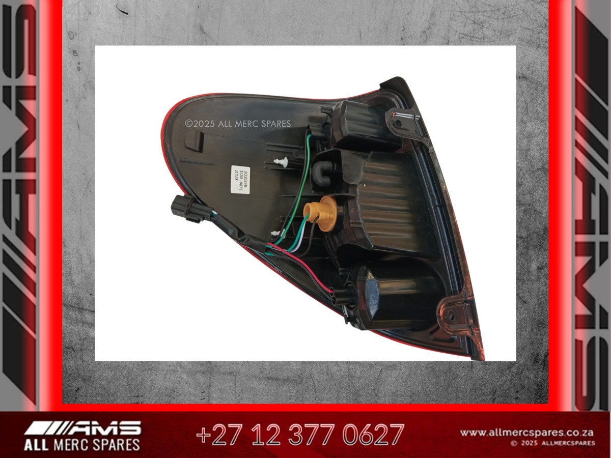NEW MITSUBISHI TRITON 2007–2010 RIGHT REAR TAIL LIGHT FOR SALE