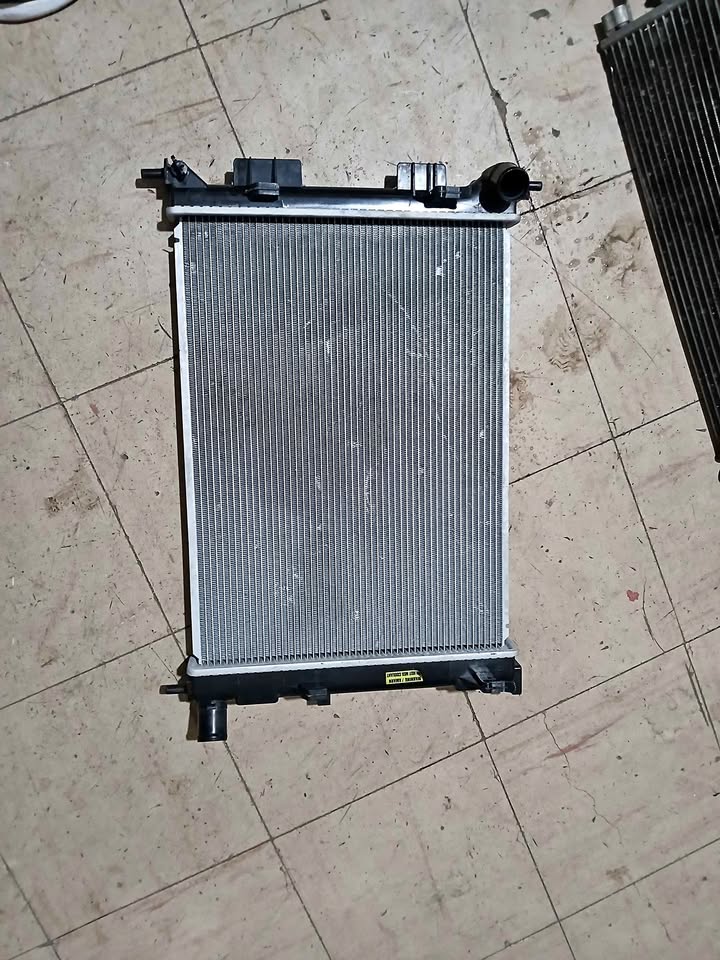 Nissan np200 radiator condenser - Private Seller Nissan np200 radiator condenser - Private Seller