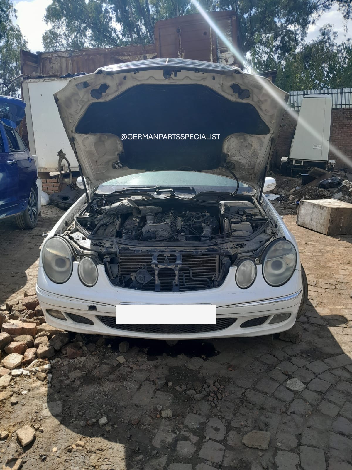 Mercedes E270  Now Stripping for Spares At German Parts Specialist - Private Seller