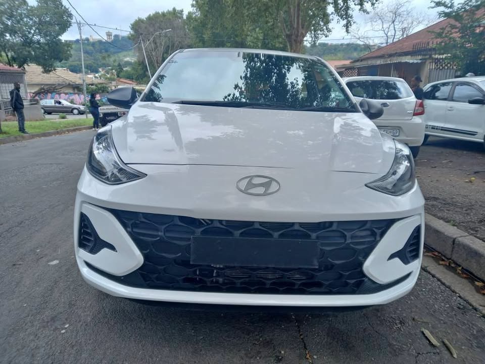 2024 Hyundai i10 Grand 1.2 Petrol, Automatic, White Color, Mileage 1000kms Service p