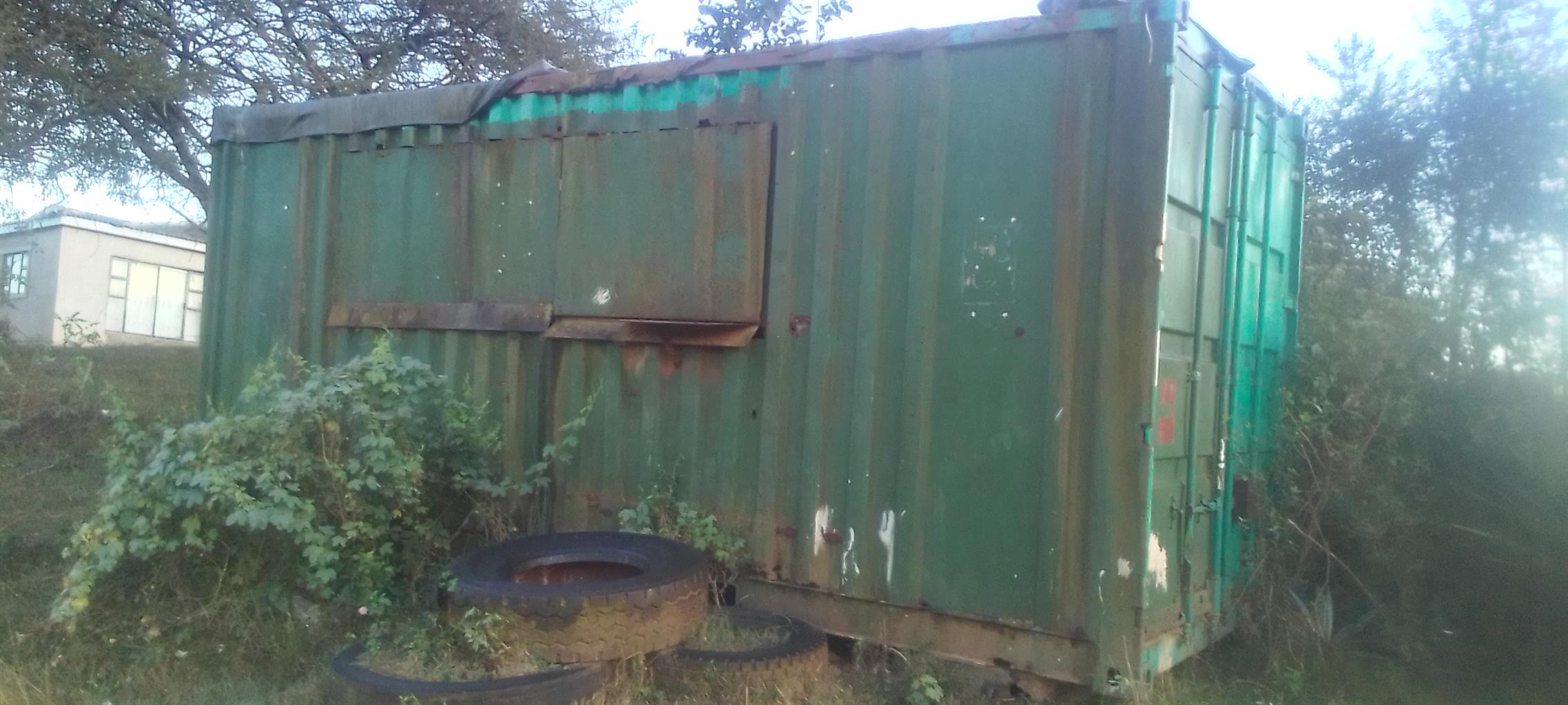 6m shipping container | Junk Mail Marketplace