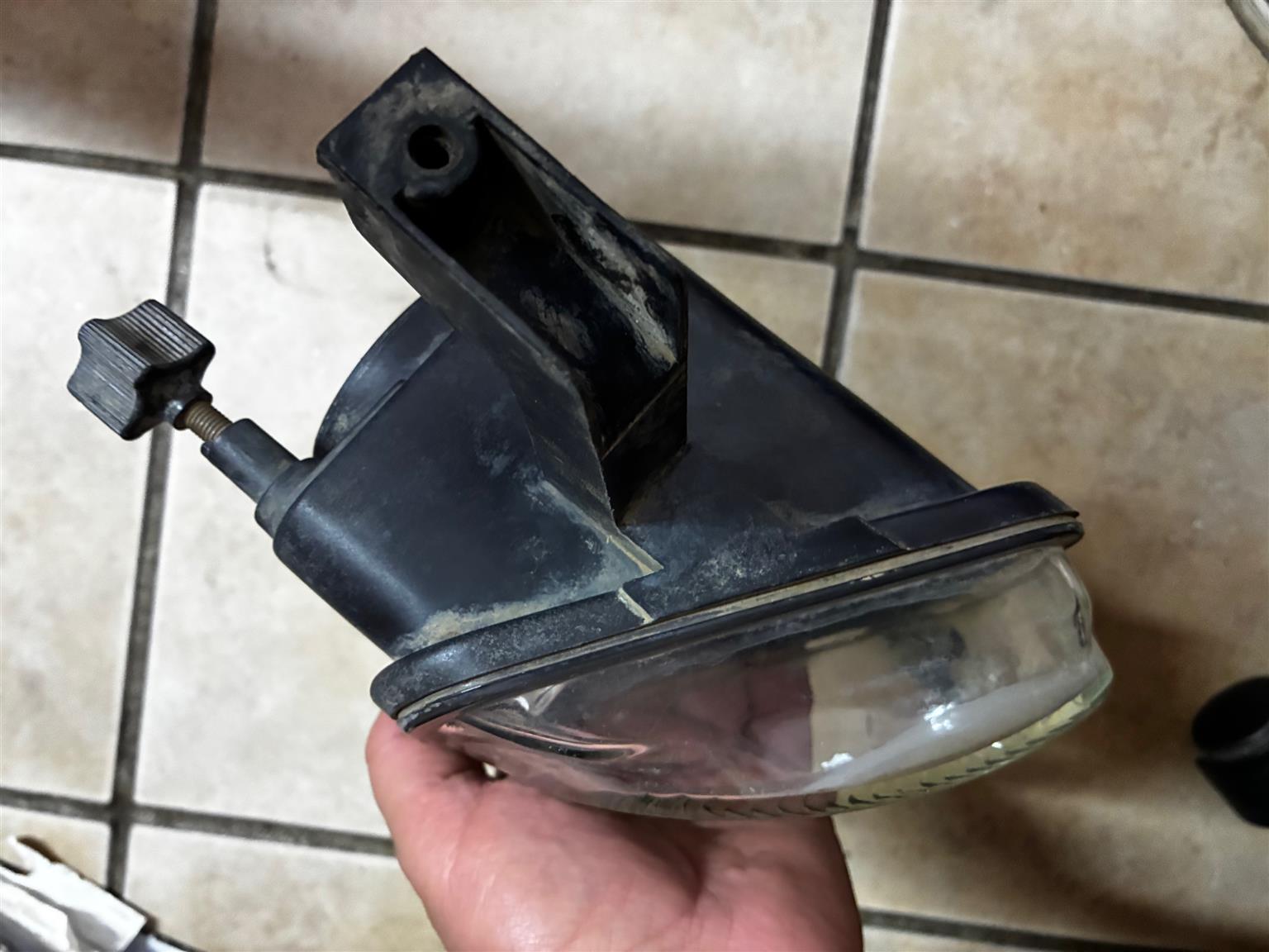 Opel Corsa B spot fog lamp light - Private Seller Opel Corsa B spot fog lamp light - Private Seller