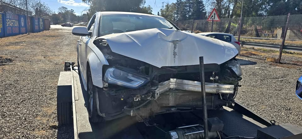 Audi A4 B8 1.8Tfsi 2013 Model Stripping For Spares - Private Seller Audi A4 B8 1.8Tfsi 2013 Model Stripping For Spares - Private Seller