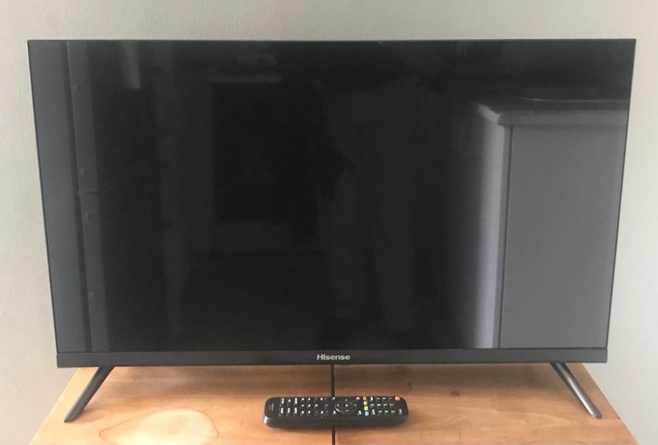 Hisense 32inch LED TV for sale