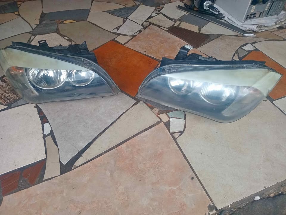 Bmw E84 X left and right side headlight - Private Seller Bmw E84 X left and right side headlight - Private Seller