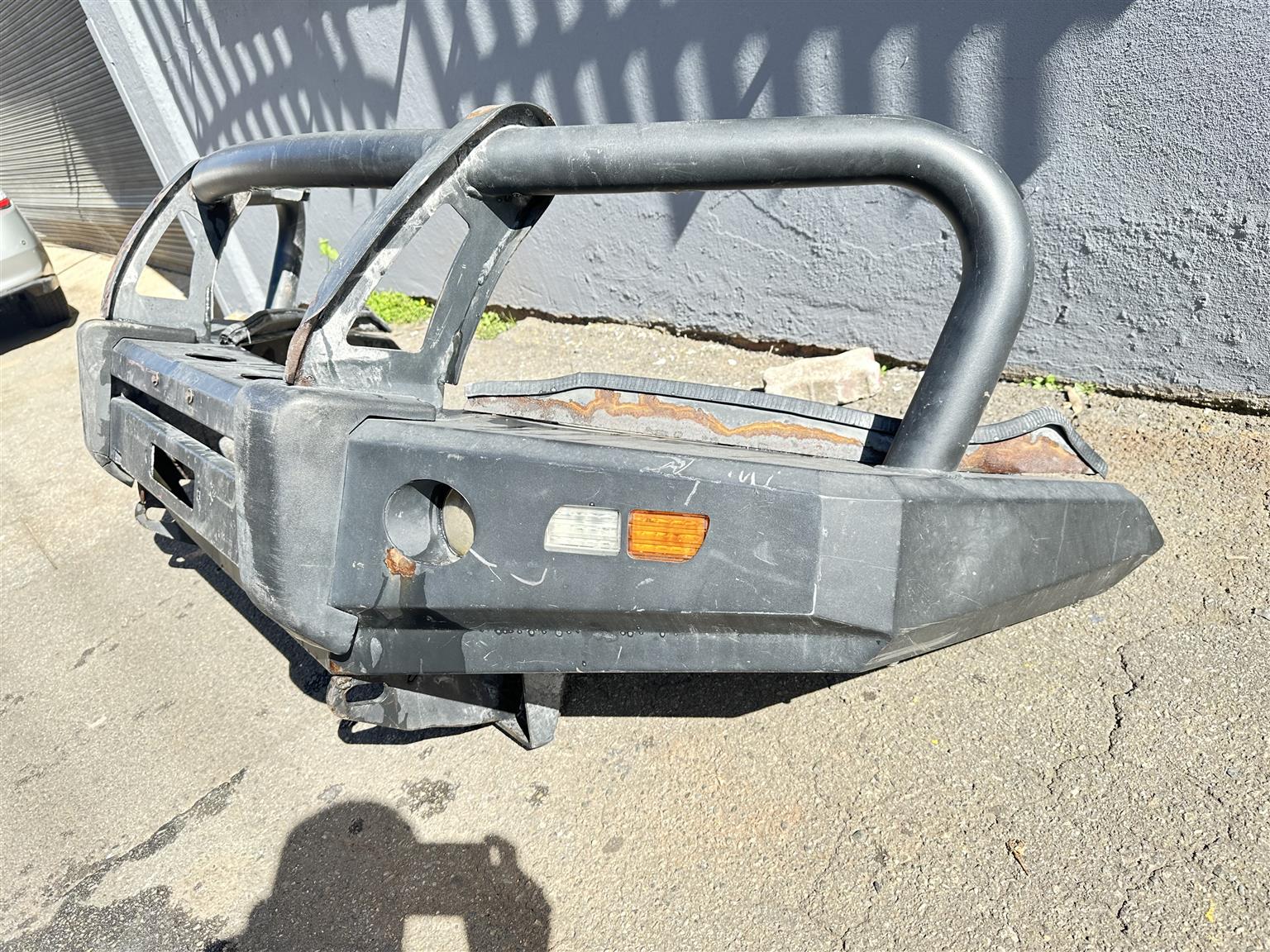 Toyota Hilux front steel Bumper - Private Seller Toyota Hilux front steel Bumper - Private Seller