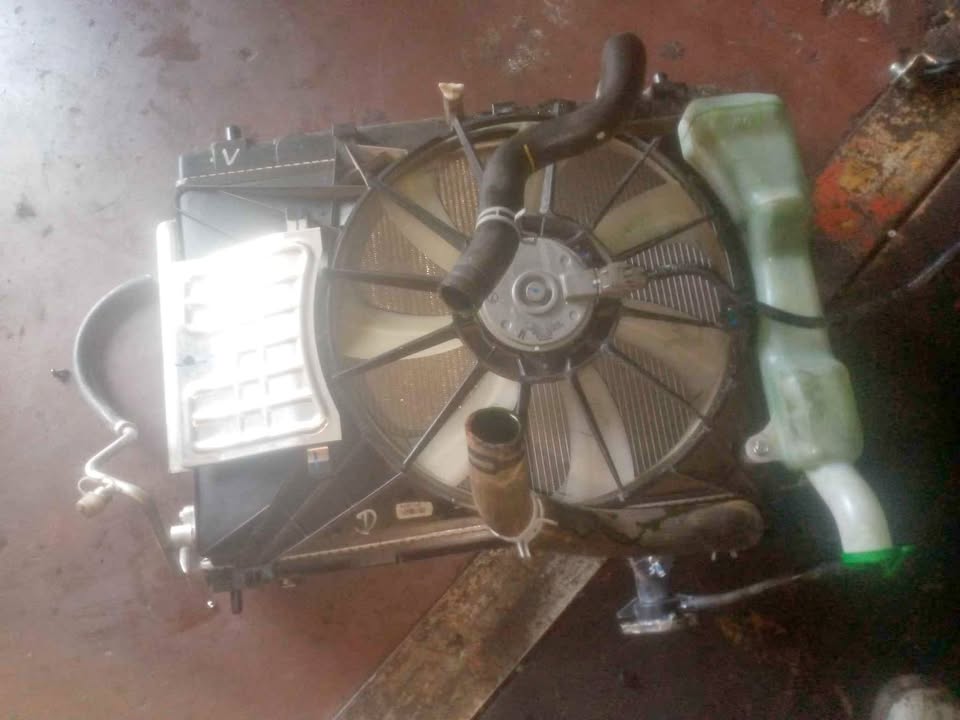 Suzuki swift new shape complete radiator sets - Private Seller Suzuki swift new shape complete radiator sets - Private Seller