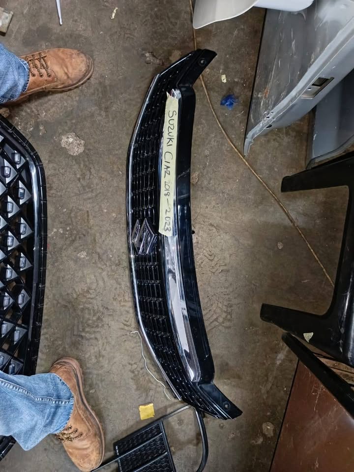 Suzuki ciaz 2018-2023 front Grill - Private Seller Suzuki ciaz 2018-2023 front Grill - Private Seller