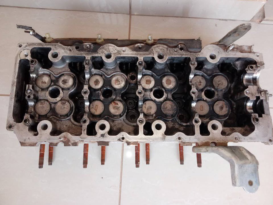Toyota Hilux 1KD 3.0D4D Cylinder Head - Private Seller