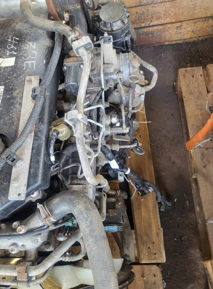 ISUZU 4HK1 ENGINE  EXCELLENT CONDITION   LIKE NEW - Private Seller