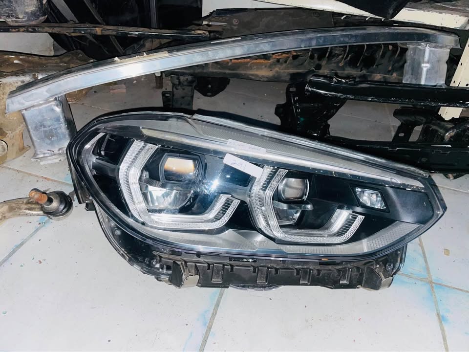 BMW X3 X4 G01 G02 LED headlight - Private Seller BMW X3 X4 G01 G02 LED headlight - Private Seller