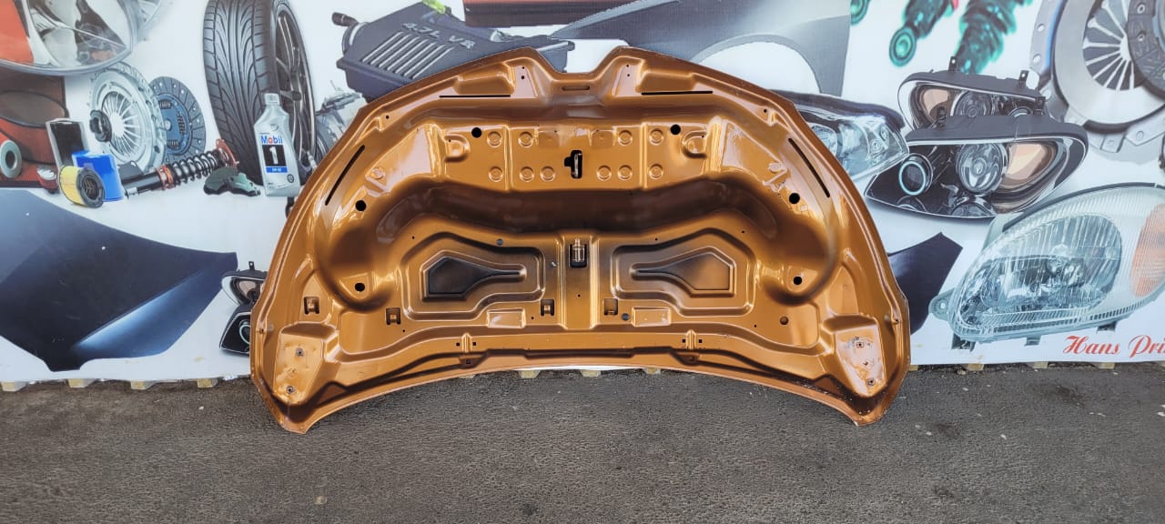 2018 RENAULT CAPTUR BONNET HOOD FOR SALE. IN EXCELLENT CONDITION - Private Seller 2018 RENAULT CAPTUR BONNET HOOD FOR SALE. IN EXCELLENT CONDITION - Private Seller