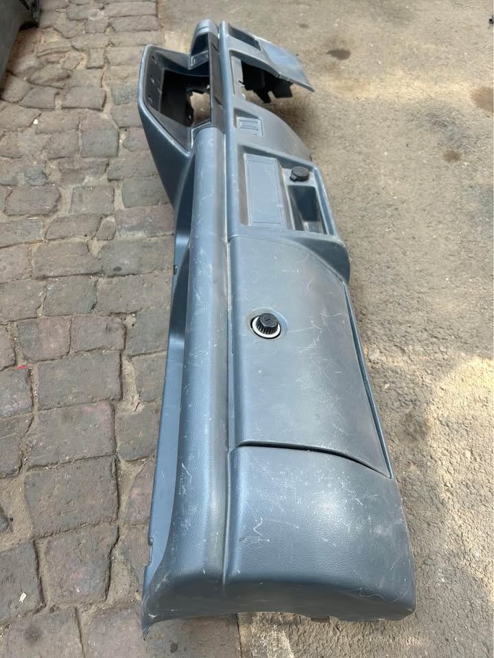 Suzuki Super Carry Dashboard For Sale @Circle 7 Used Parts Call Or WhatsApp 067 107 1116 - Private Seller