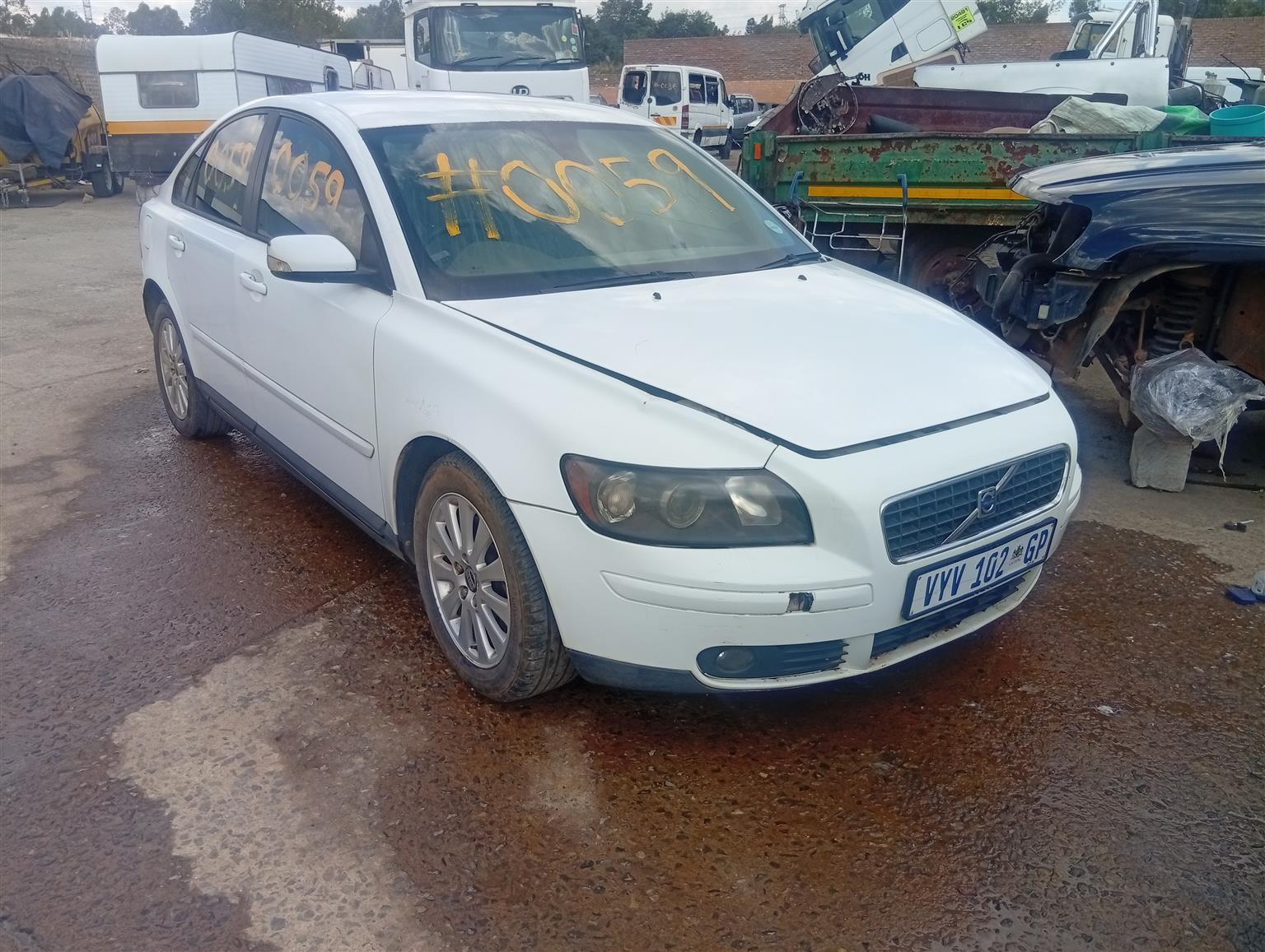 2008 Volvo S40 2.0 diesel stripping for spares - Private Seller 2008 Volvo S40 2.0 diesel stripping for spares - Private Seller