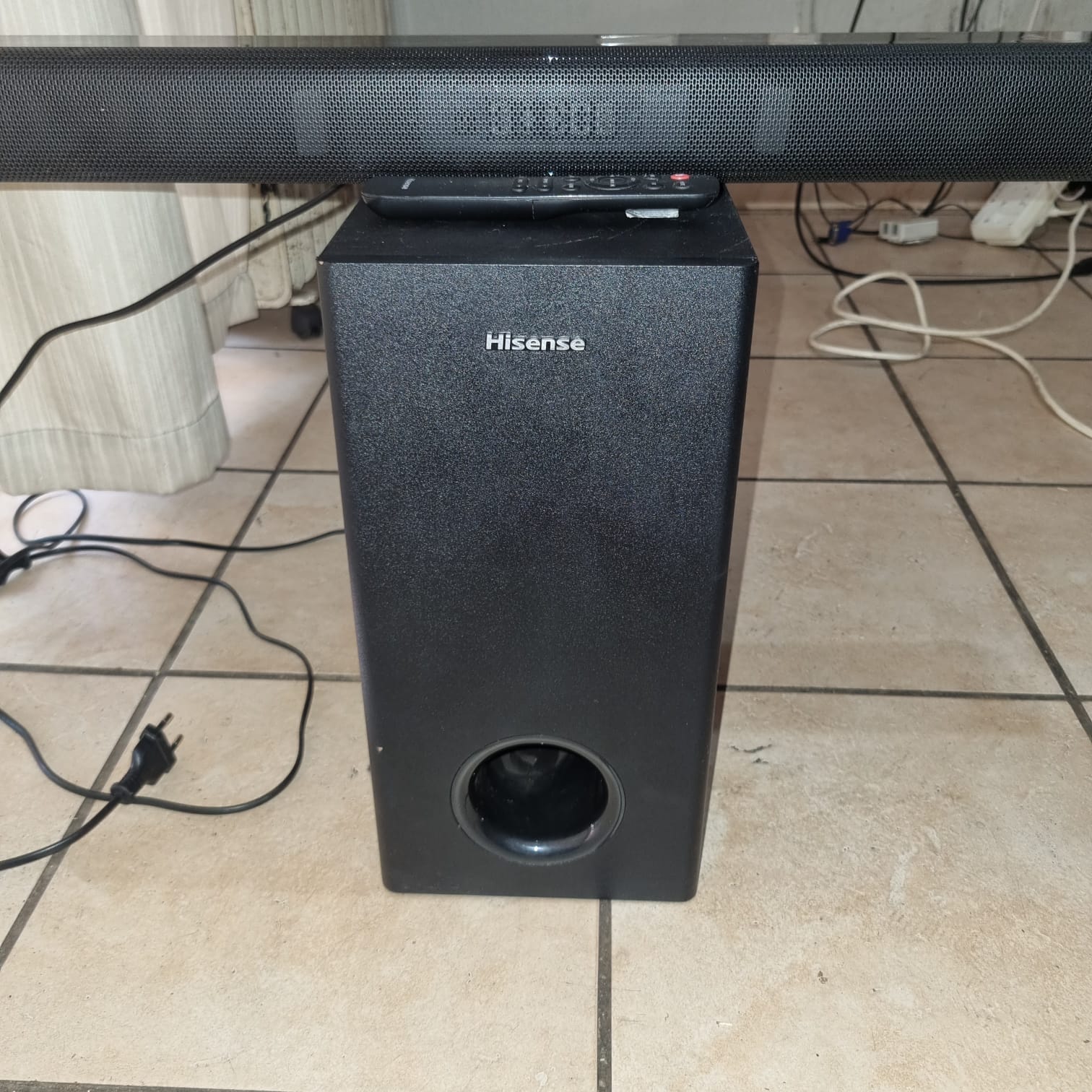 URGENT SALE: Hisense HS218 2.1 Channel Soundbar - Moving Permanently!