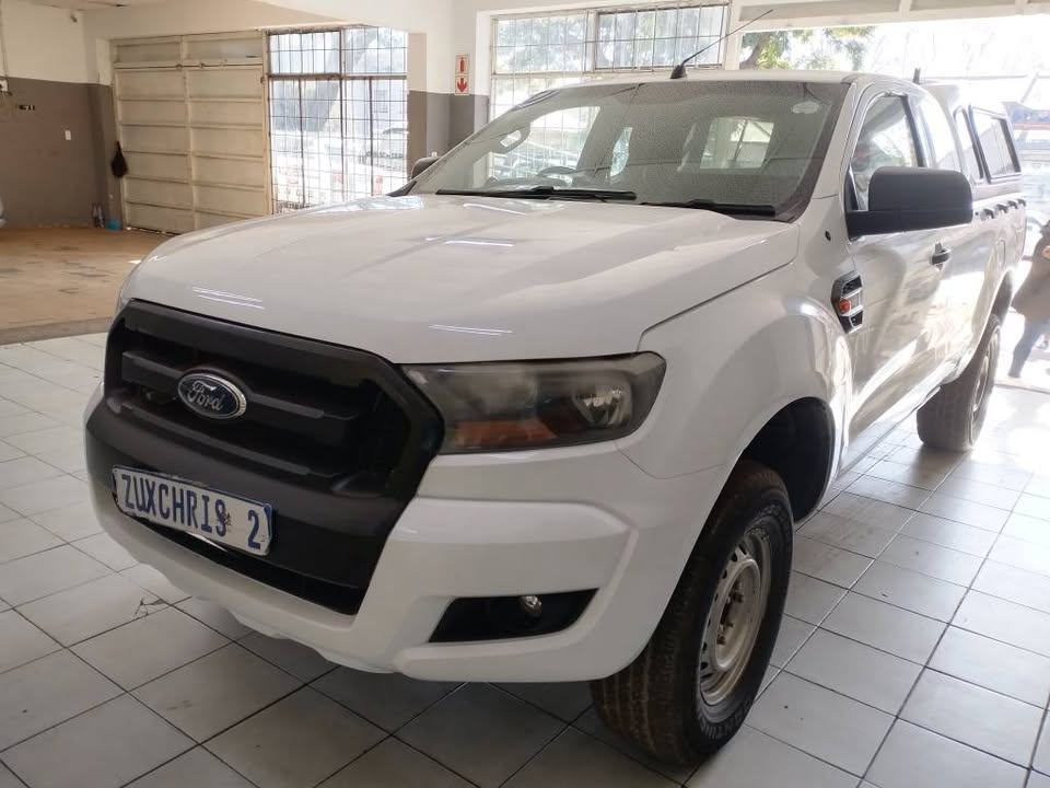 2014 FORD RANGER 2.2 4X2 EXTRA CAB WITH CANOPY MANUAL